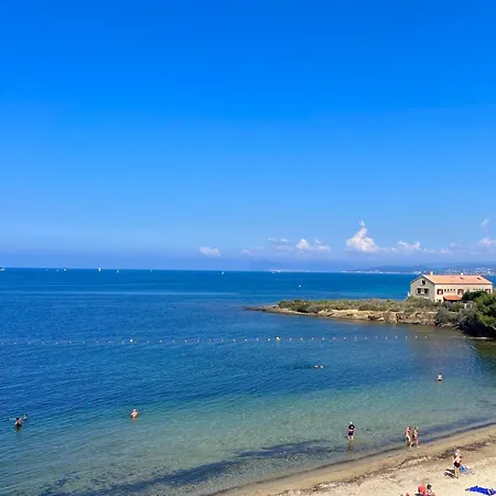 Escapade Au Brusc - Les Pieds Dans L'Eau Appartement Six-Fours-les-Plages Buitenkant foto